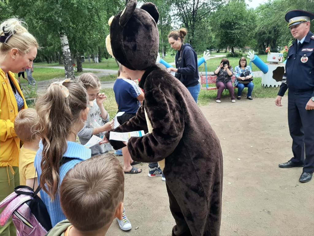 Летний лагерь возле дома — 